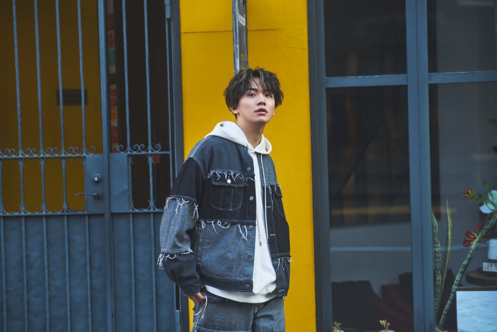 BIOGRAPHY - AARON - UNIVERSAL MUSIC JAPAN