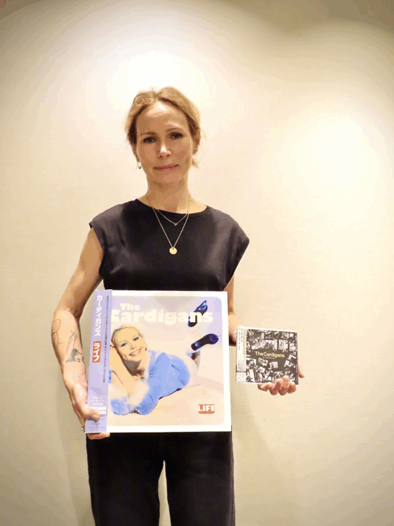 The Cardigans レコード Life カーディガンズ 日本語帯付ライフ 来日記念で大ヒットアルバム『Life』帯付きLPも発売