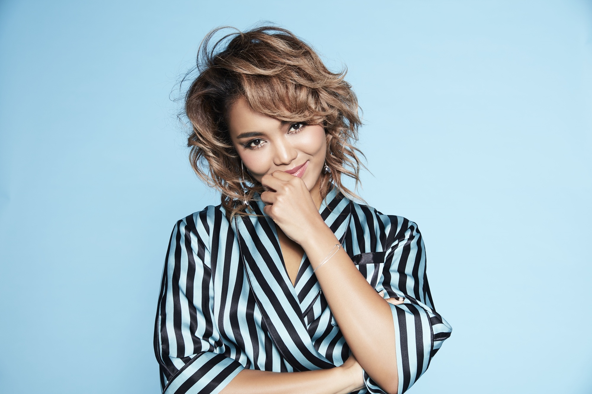 BIOGRAPHY Crystal Kay クリスタル ケイ UNIVERSAL MUSIC JAPAN