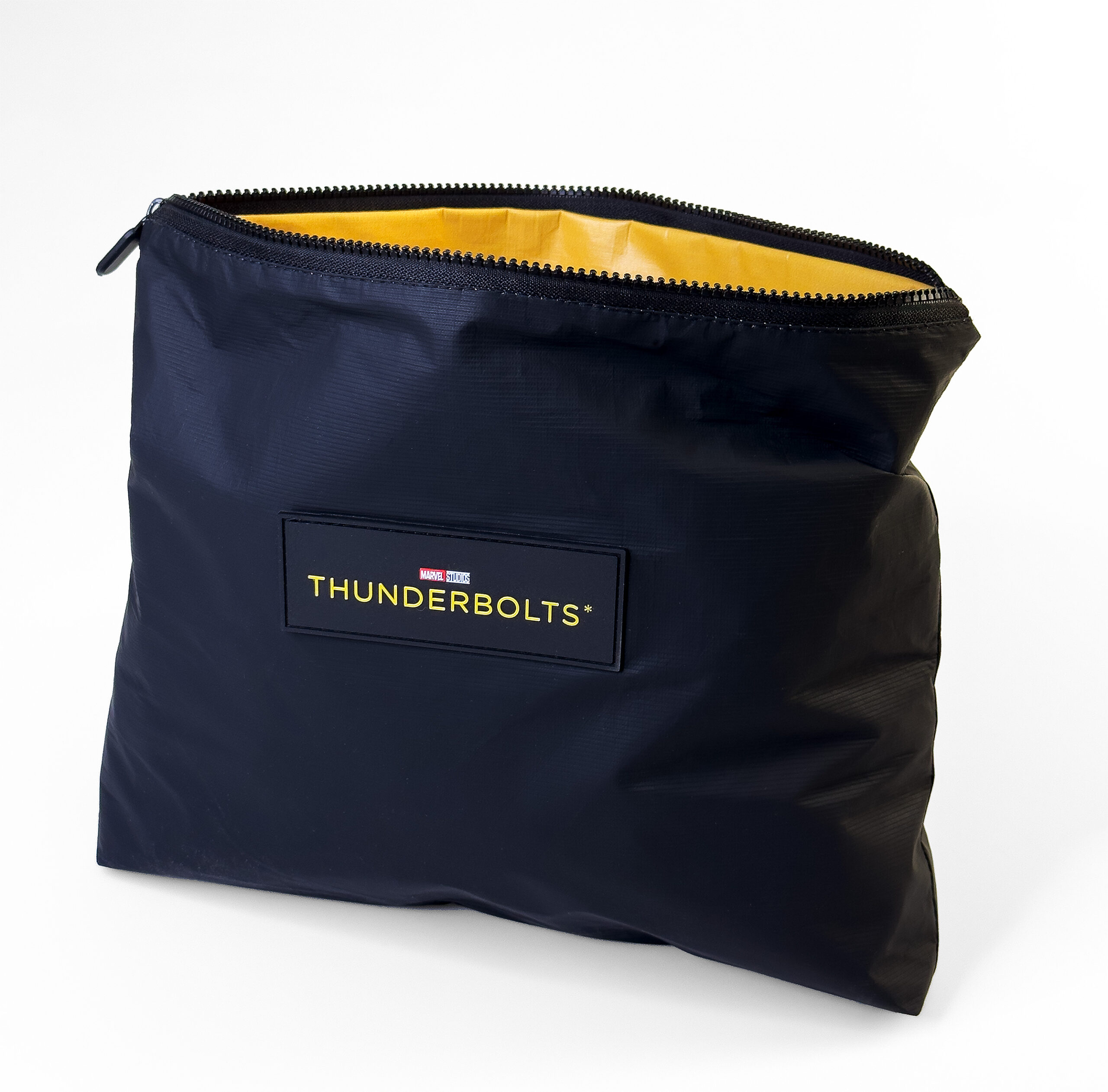 サンダーボルツ／ポーチ