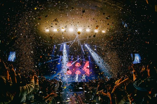 DNCE_POPSPRING0325②