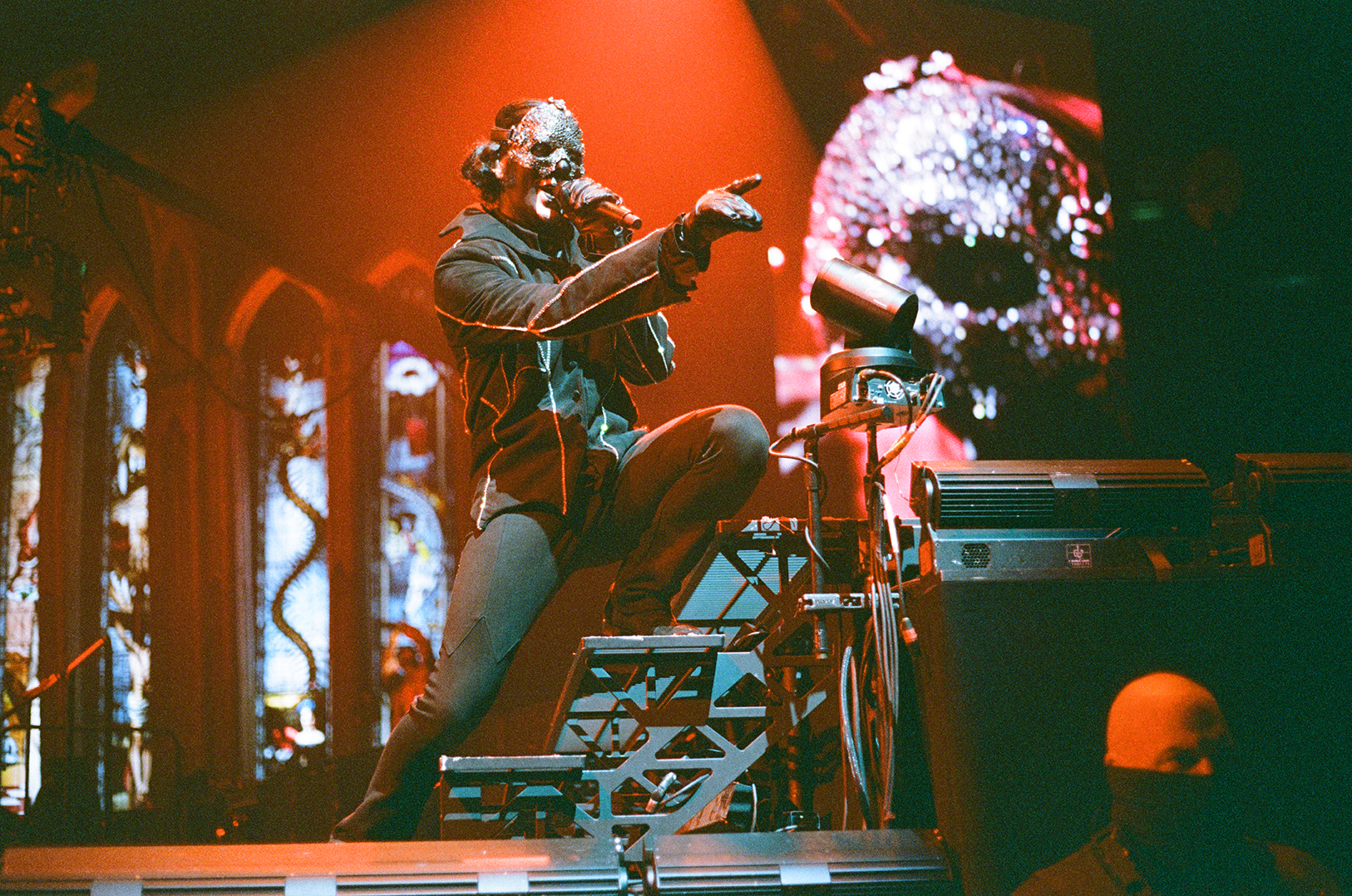 GHOST最新ライヴ・フィルム、9月10日(木)東名阪上映の儀に METAL GOD