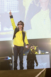 Hilcrhyme _110817_pho 01