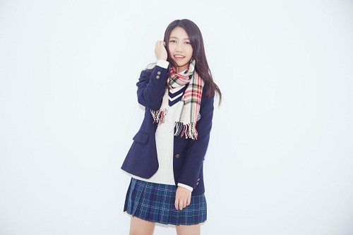 井上苑子WEGOマフラー着用A写