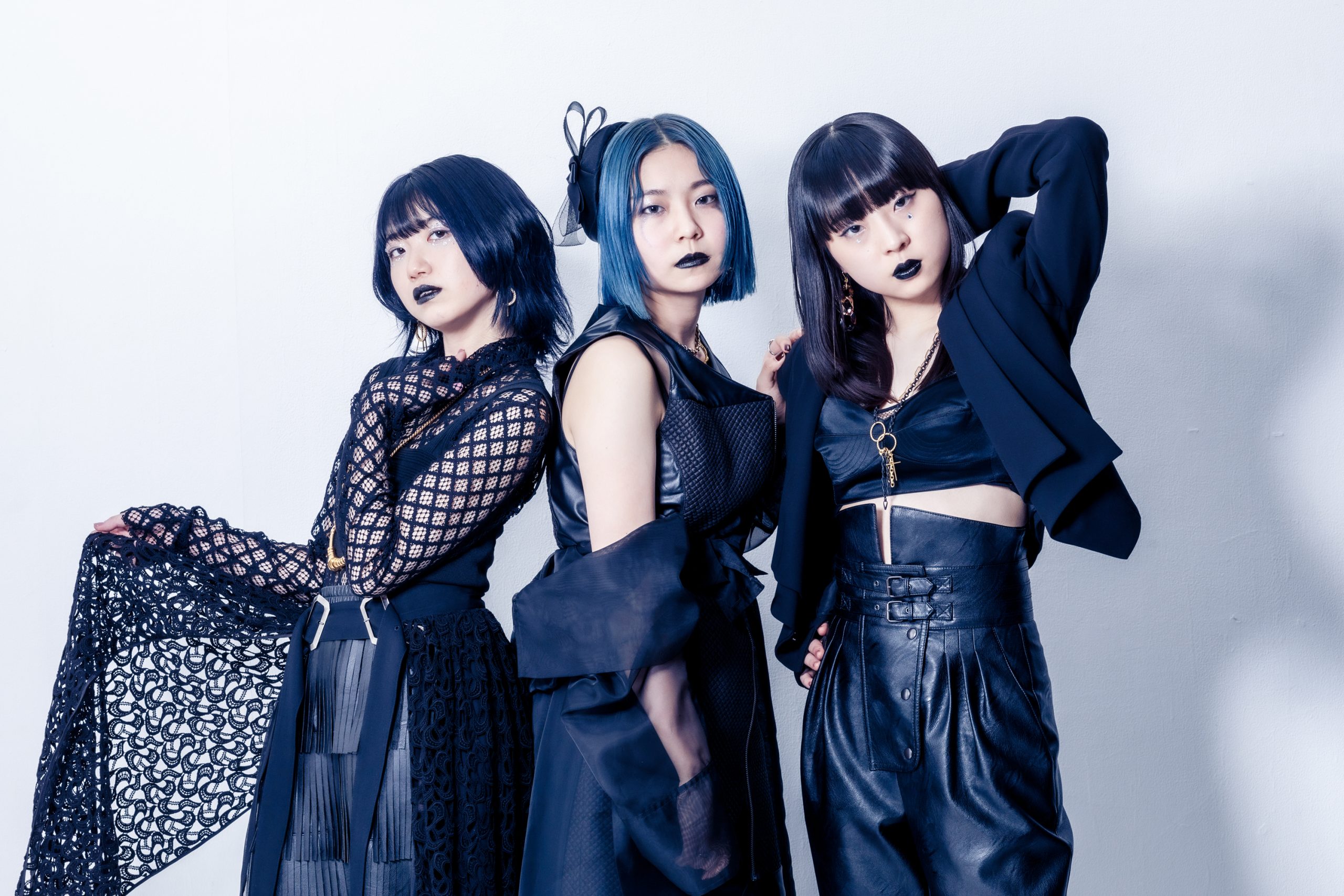 Biography La Nuit Universal Music Japan