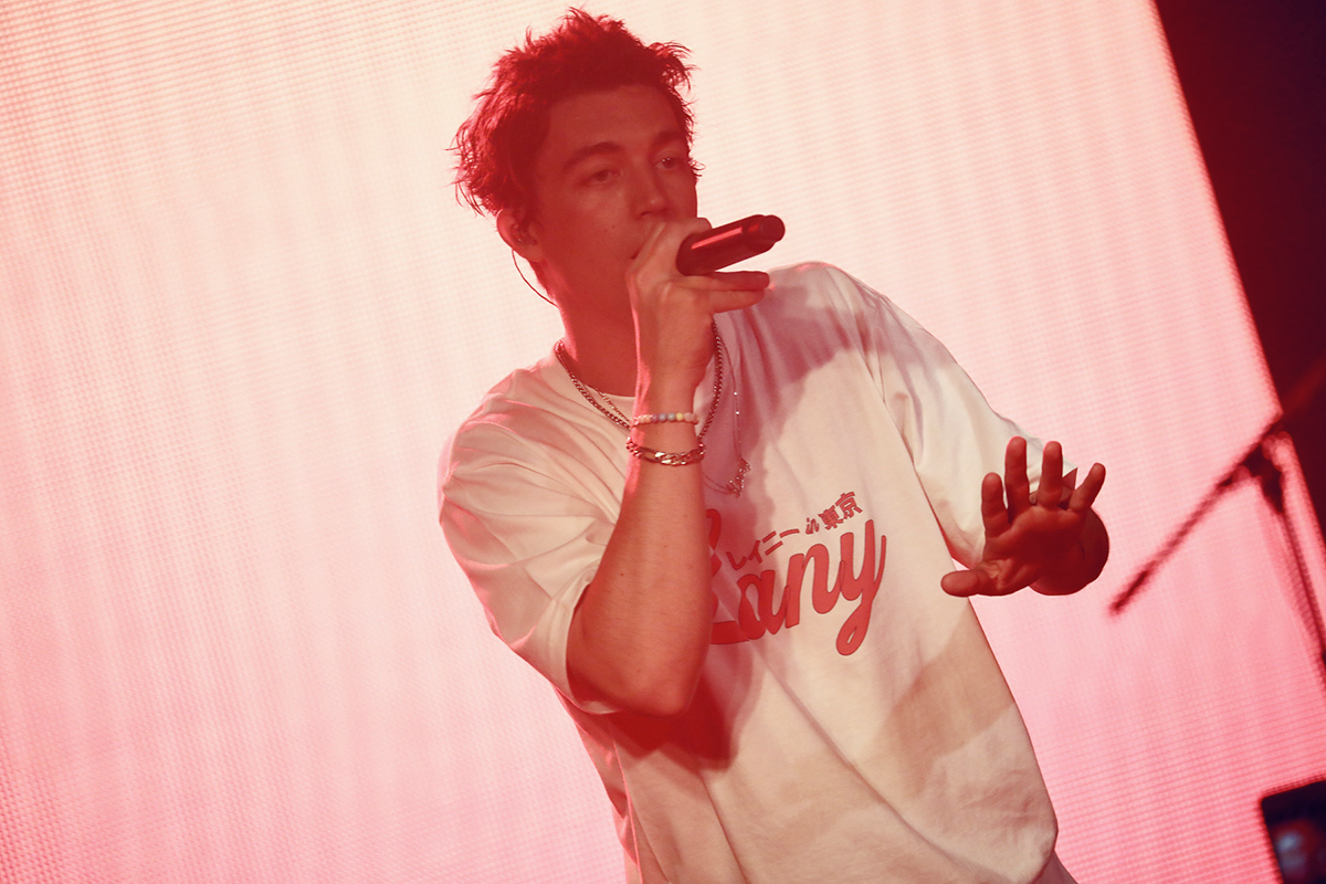 LANY初の来日公演初日は大成功！ - LANY