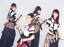 Le _Lien _斬鉄剣_A写_Small