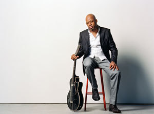 lionel-loueke_130809