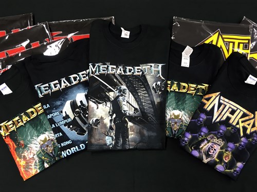 メガデス来日cp抽選特典物撮り