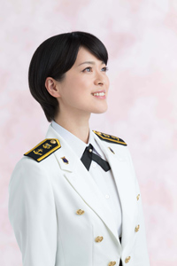 自衛隊 歌姫 海上 “美しき海自の歌姫”三宅由佳莉、待望の第2弾アルバムの発売が決定。初の本人作詞曲「希望」の映像も公開