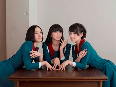 20120719-Spending -all -my -time -a -sha