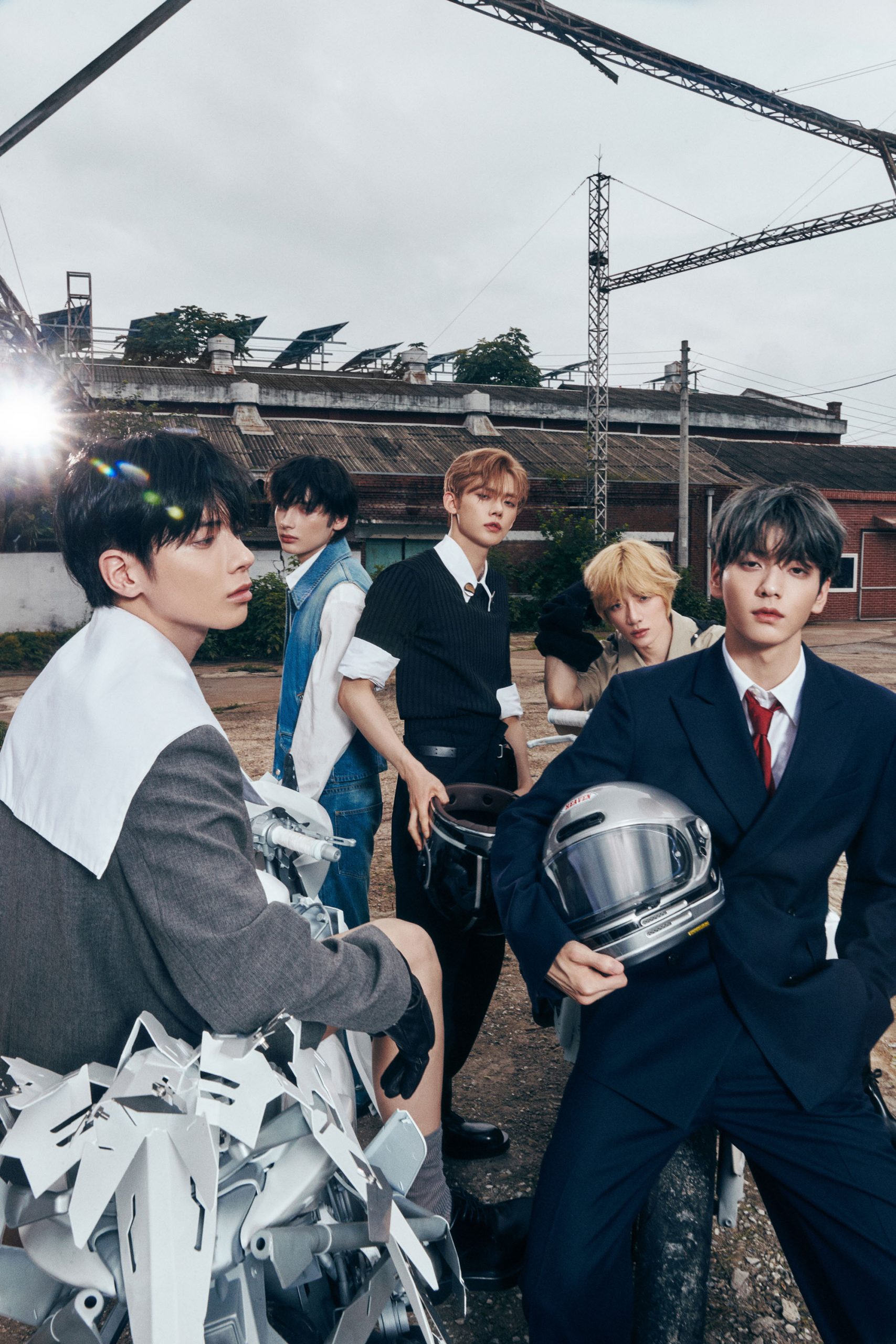 BIOGRAPHY - TOMORROW X TOGETHER - UNIVERSAL MUSIC JAPAN