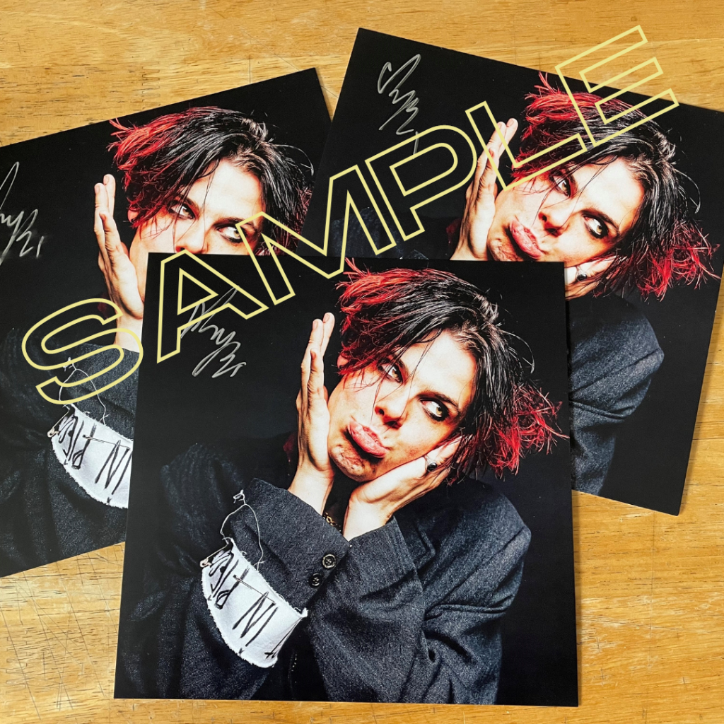 Z00002235/□直筆サイン入りポートレート/中森明菜「中森明菜」 青野未来 #39 マリーゴールド ポートレート 直筆サイン入り